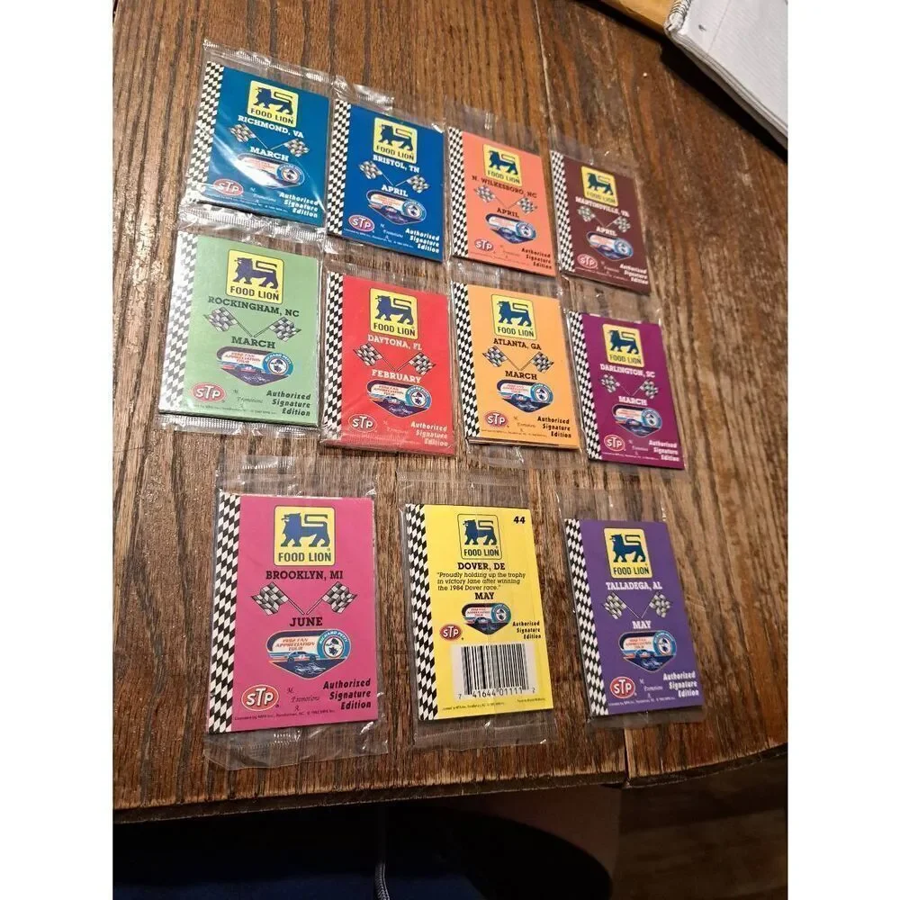 Lot 11 Sealed 1992 Richard Petty Fan Appreciation Tour NASCAR Trading Cards
